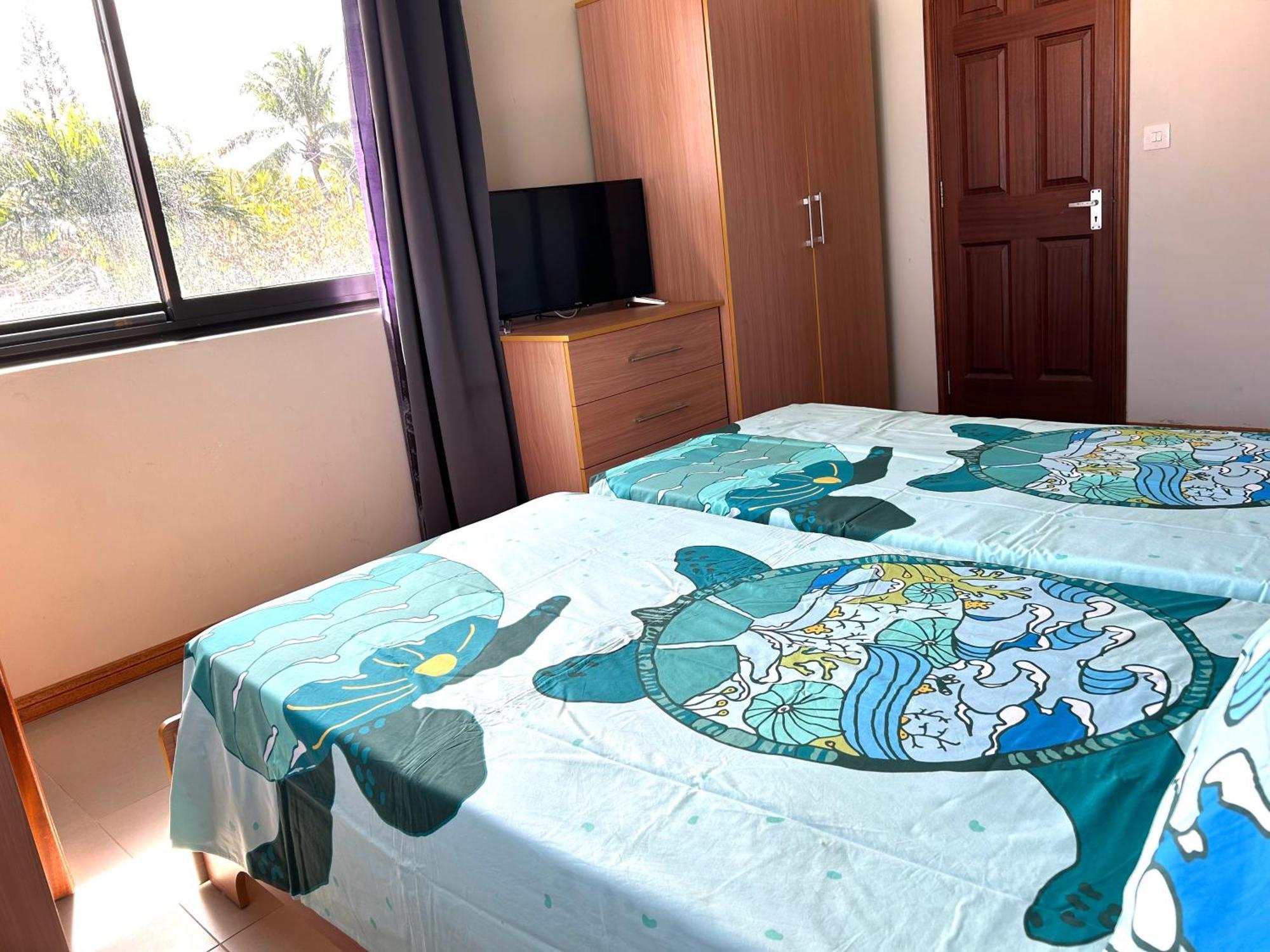 Blue Beryl Guest House Blue Bay Buitenkant foto